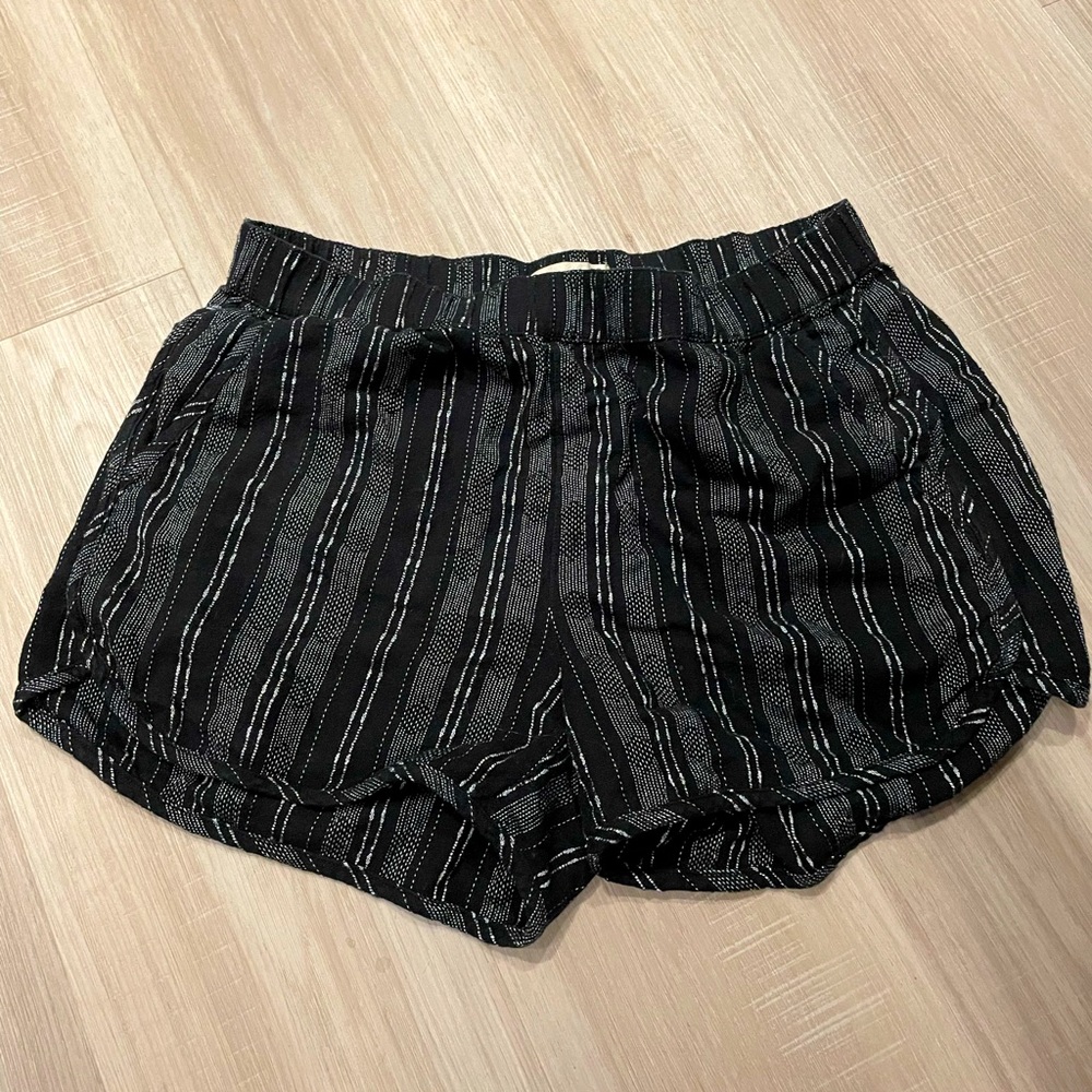 Madewell linen shorts